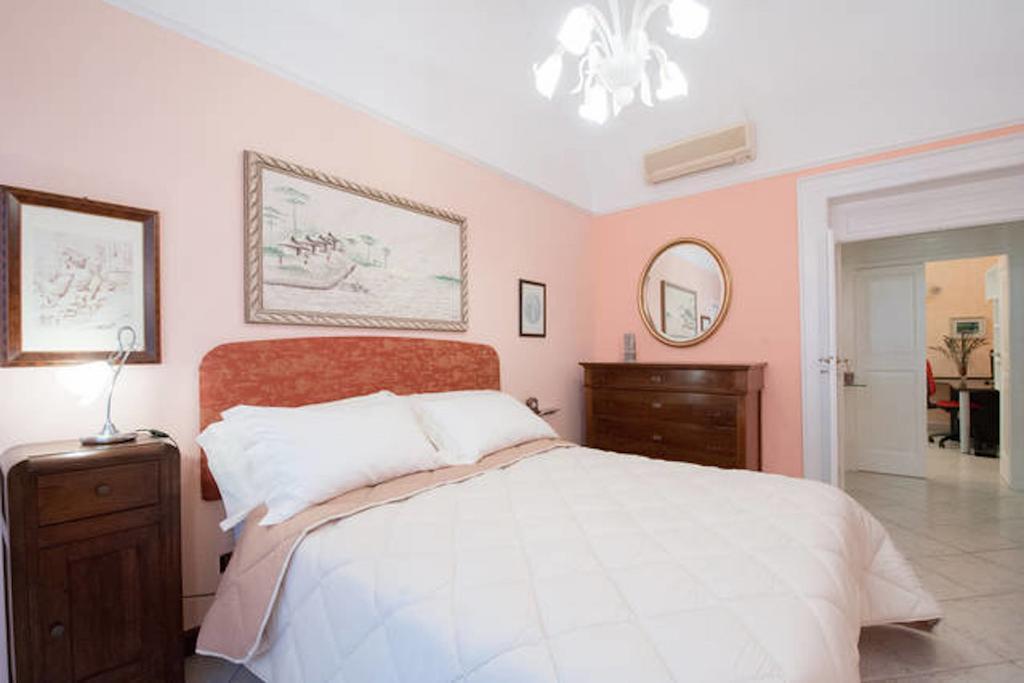 Turenum Apartment Trani Exterior foto